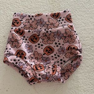 Adorable fall/halloween bloomers. Handmade item. 0-3 months